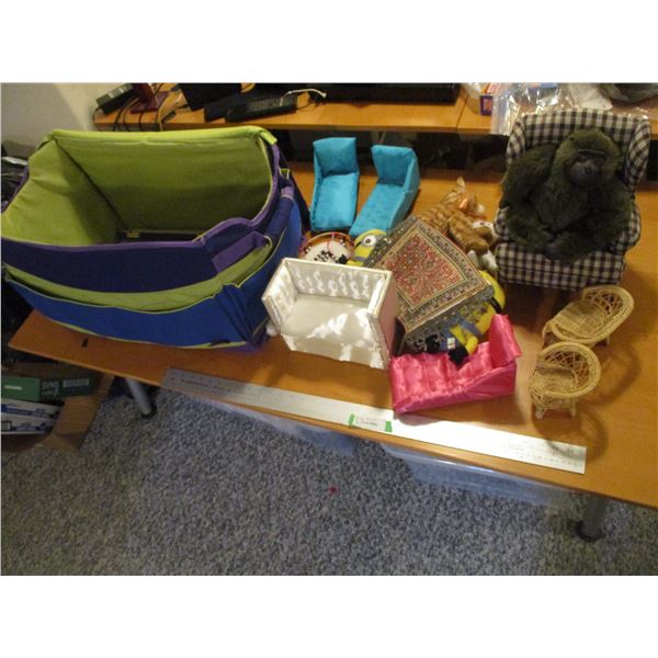 Stuffed Minions, Beanie Babies, Doll Furniture, Dream Catcher, Magic Carpet, Fisher Price Toy Chest/