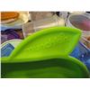 Image 6 : Various Plastic Kitchen Items - Storage Containers, Juicer, Divided Plates etc.