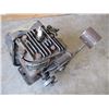Image 5 : Antique Briggs & Stratton 4 Cycle Gasoline Motor w/Kick Start