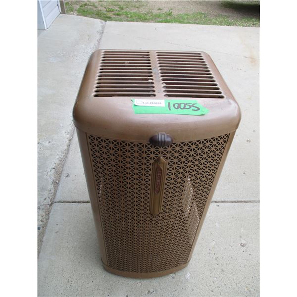 Vintage Coleman Oil Burning Heater w/Tank - Model No. R-321-L (32000 B.T.U)