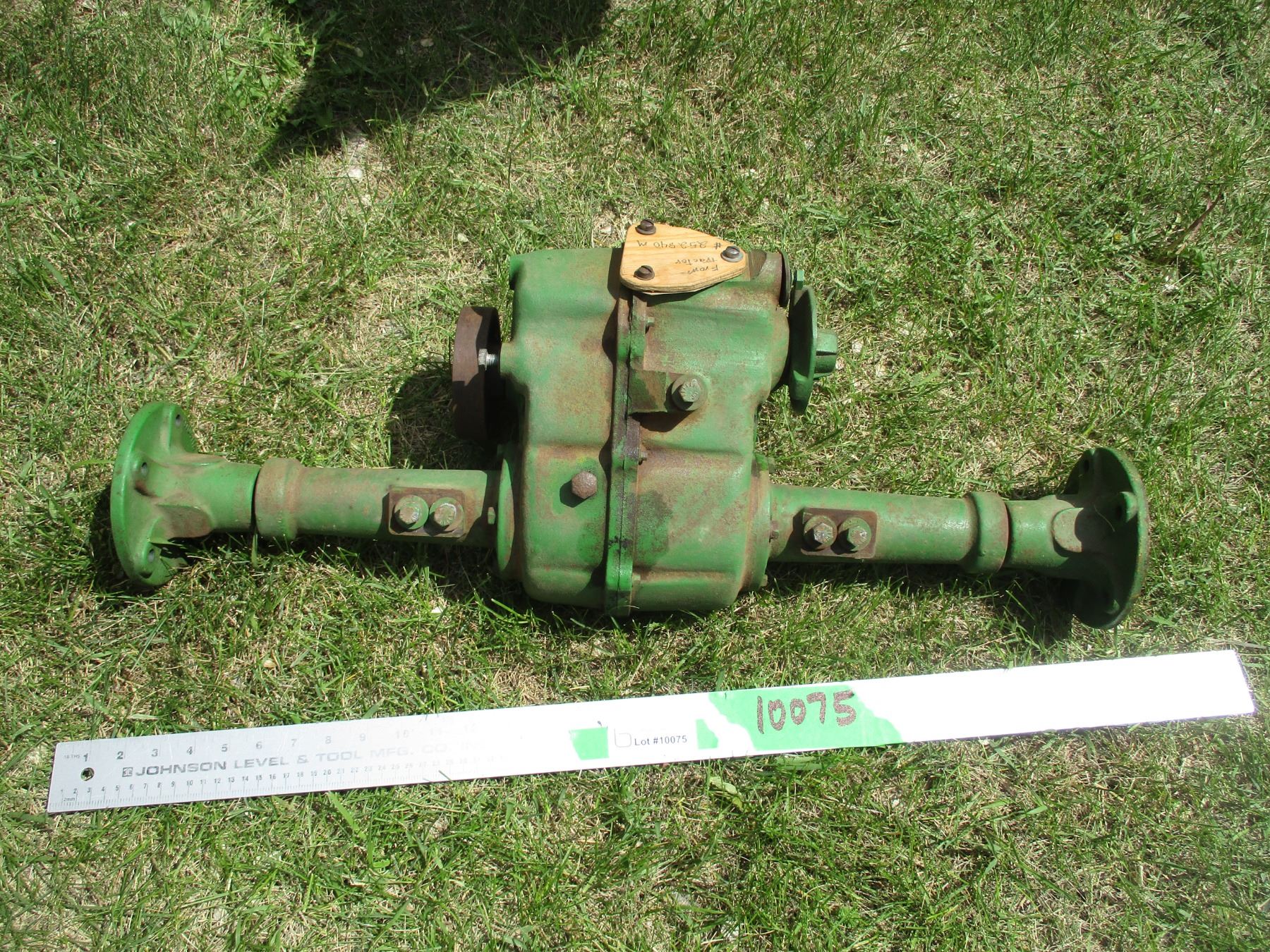 Tractor Outboard Rear Axle Hydrostatic Garden Tractor Rear Drive Axle (Originally Out of John ...