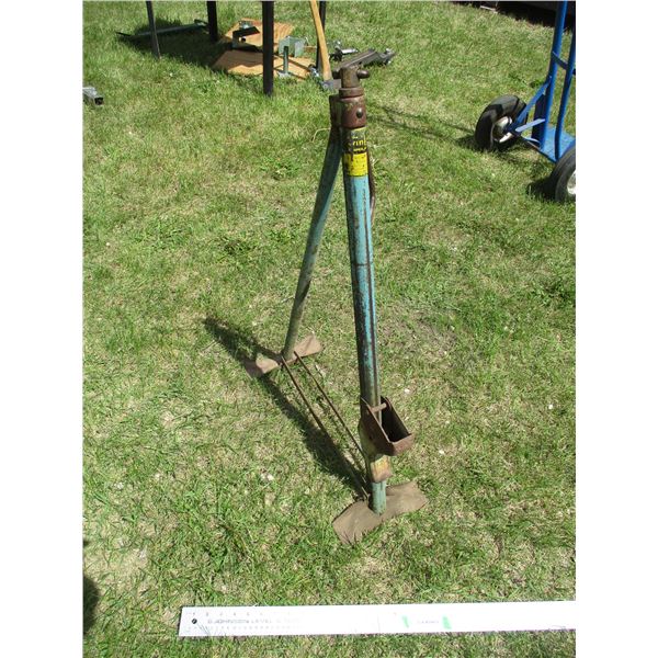 Vintage 1950's Twin Leg Bumper Jack (Dodge)