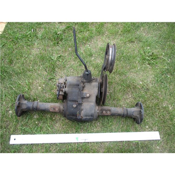 Manual Transmission/Rear Axle from Vintage Garden Tractor