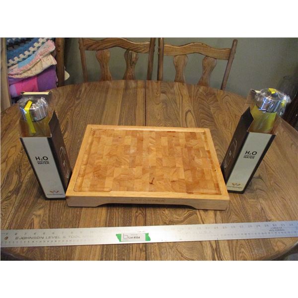 Lagostina Wood Cutting Board & (2)H2O  Water Bottles