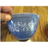 Image 2 : (2) Pyrex 750ml Bowls - Autumn Harvest Pattern & Blue Colonial Mist Pattern