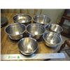 Image 1 : (7) Stainless Steel Mixing Bowls of Varying Sizes