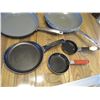 Image 2 : (2) Large Frying Pans & (3) Small Frying Pans