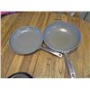 Image 5 : (2) Large Frying Pans & (3) Small Frying Pans