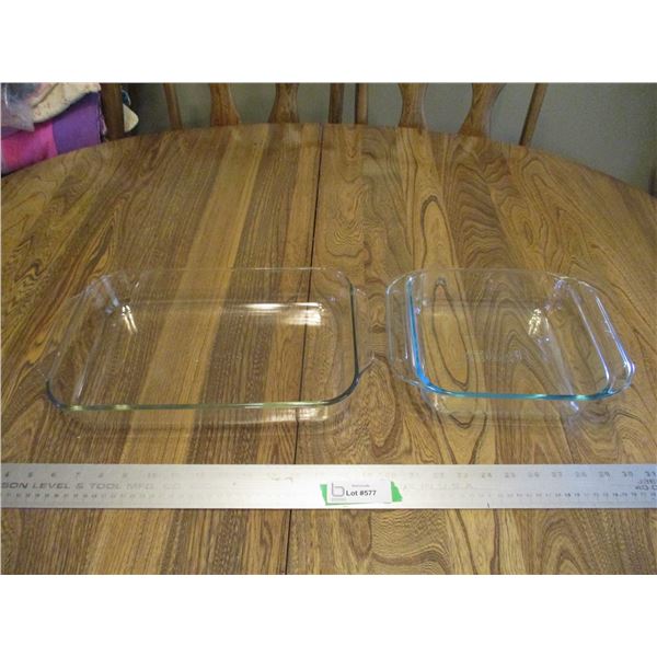 (2) Pyrex  Baking/Casserole Dishes