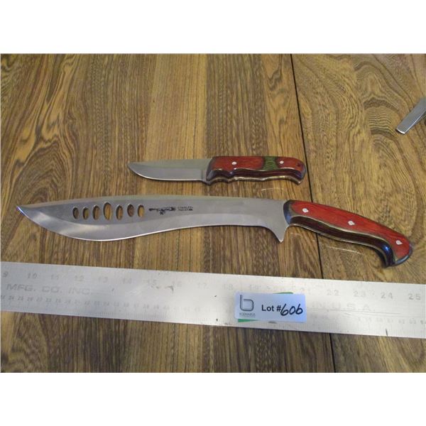 Pakistan 12" Recurve & 4" Drop Point w/Wooden Handles