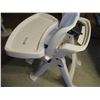 Image 4 : COSCO High Chair