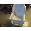 Image 5 : COSCO High Chair