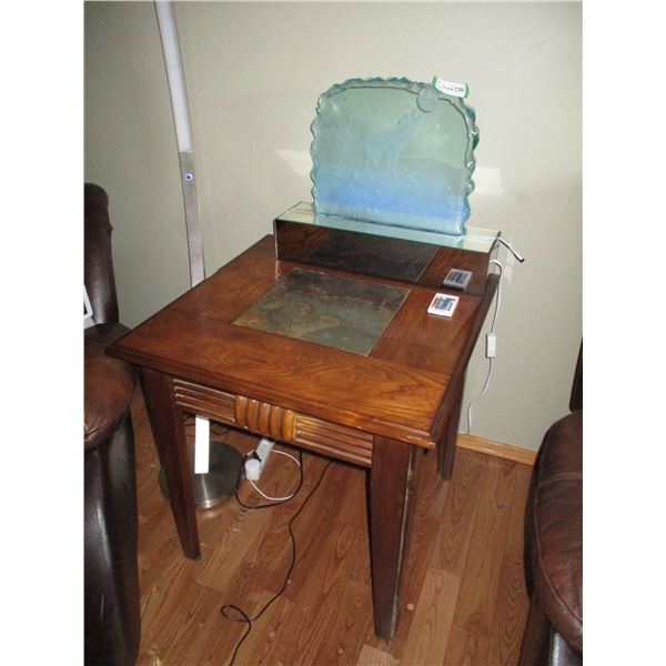 Colour Changing Light-up Wolf Décor w/ remote and End Table -15 x 13 - Some Damage