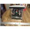 Image 1 : 2004 Holiday Barbie in Box