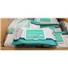 Image 2 : BOX OF HAND WIPES, 20 PACKS