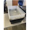Image 2 : 4 SMALL PORTABLE GREENHOUSES
