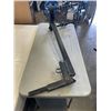 Image 2 : THULE TWO BIKE RACK HITCH MOUNT