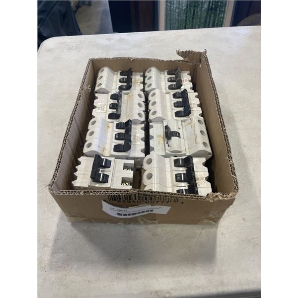 ASSORTED STAB LOK CIRCUIT BREAKERS