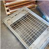 Image 2 : COMMERCIAL SHOP CART