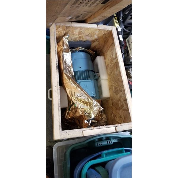 NEW IN CRATE 10HP THREE PHASE MOTOR