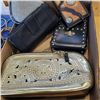 Image 3 : TRAY OF LADIES PURSES AND BRACELETS