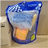 Image 2 : NEW CLEANING KIT AND TOILET BRUSH