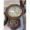 Image 8 : CLOCKS AND DECOR ITEMS