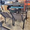 Image 3 : GLASS TOP PATIO TABLE AND 4 STACKING CHAIRS