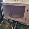 Image 2 : PANASONIC NN-SG656W 1100 WATT MICROWAVE TESTED WORKING