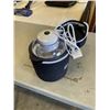 Image 1 : WOLFGANG PUCK BISTRO COLLECTION ELECTRIC ICE CREAM MAKER