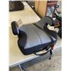Image 2 : SOLANA DIONO AND CHICCO BOOSTER SEATS