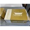 Image 2 : 2 PYREX LIDDED CASSEROLE DISHES WITH ORIGINAL BOXES