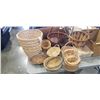 Image 2 : ASSORTED BASKETS AND DECOR