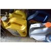 Image 2 : Misc Lot Of Oil-Antifreeze