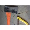 Image 2 : Stanley Bowsaw and Ax with Fibreglass Handle