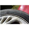 Image 12 : Set Of 4 Tires On Alum Rims