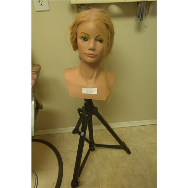 Hairdresser Training Head c/w Tri Pod