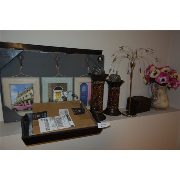 Misc lot of Home Decore