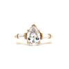 Image 1 : Yellow Gold Pear Cut Cubic Zircon Ring
