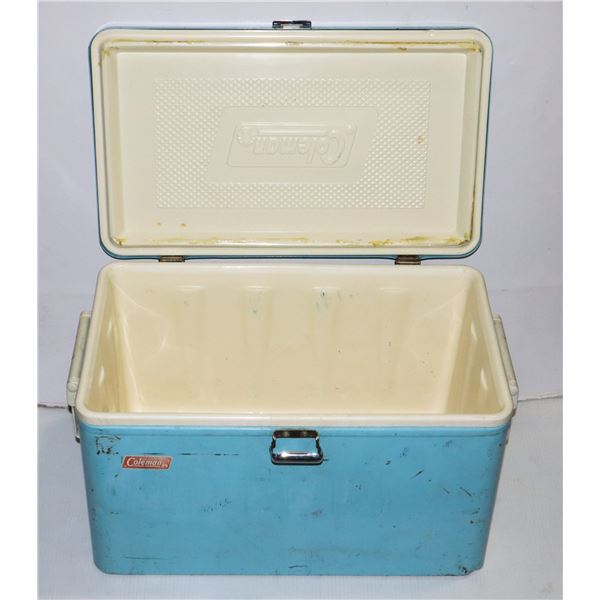 VINTAGE BLUE COLEMAN COOLER