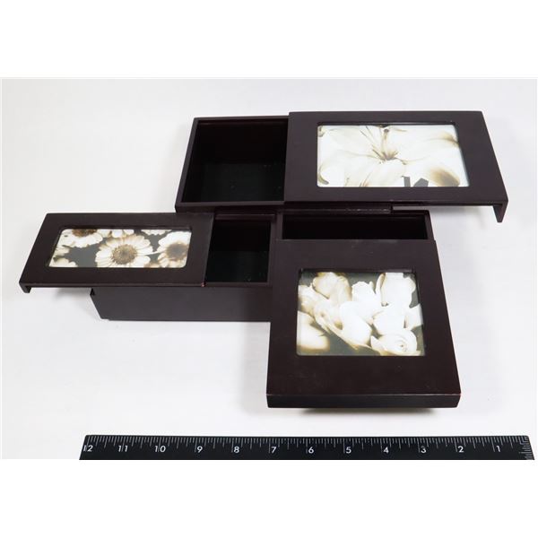 JEWELRY ORGANIZER