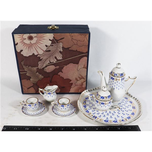 ACE GIFT COLLECTION MINI TEA SET