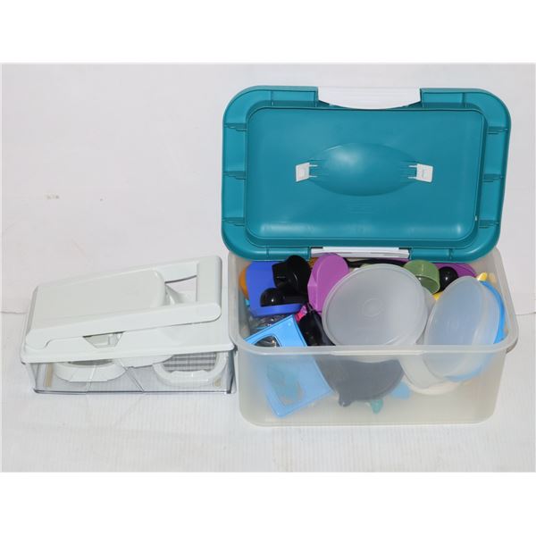 LOT OF FOOD CONTAINERS