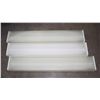 Image 1 : 3- FLORESCENT LIGHT FIXTURES