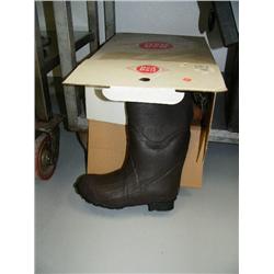 Red Ball Insulated 3-ply tan chest waders -men's size 10 (2)