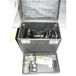 Singer sewing machine (74)
