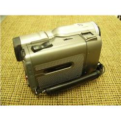 Canon Ultera Digital Video Camcorder (2)