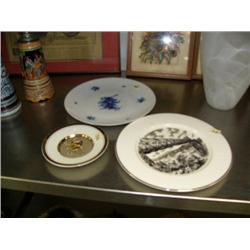 Lot of 3 plates: 50th Anniversary with gold trim, depicting an Ohio bridge, blue and white decoratio