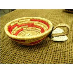 CHOICE ON 2: woven teacup by Flora Wassillie from Togiak - red (2)