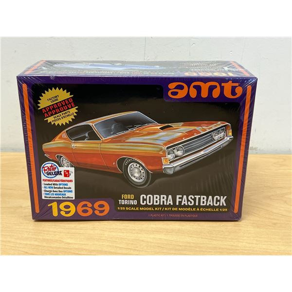 New Sealed AMT 1969 Ford Torino Cobra Fastback Model Kit 1/25